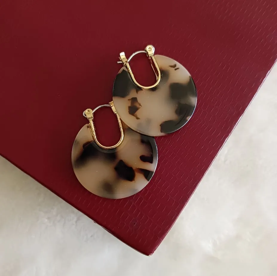 Gold Plated Acrylic Fashion Indo Western Earring