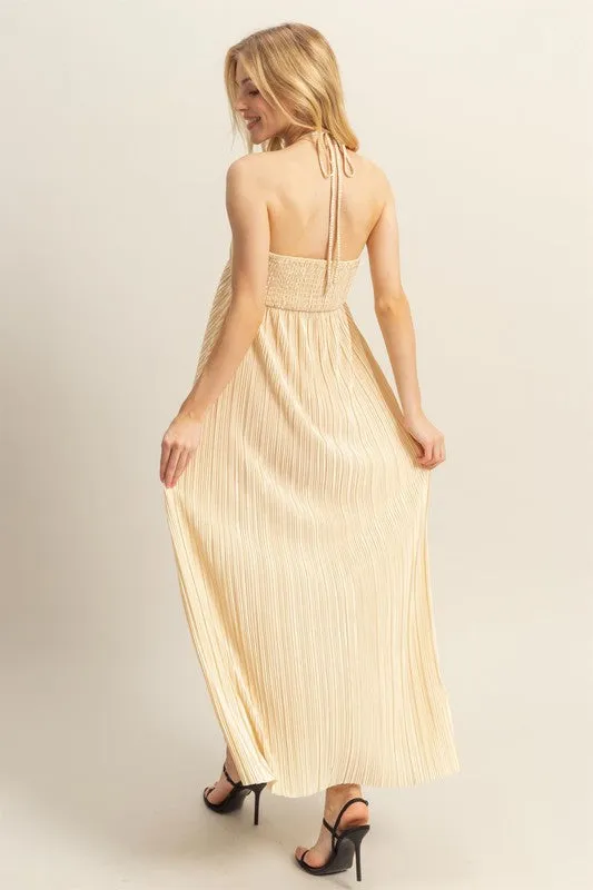 Knotted Detail Halter Neck Flowy Maxi Dress in Champagne
