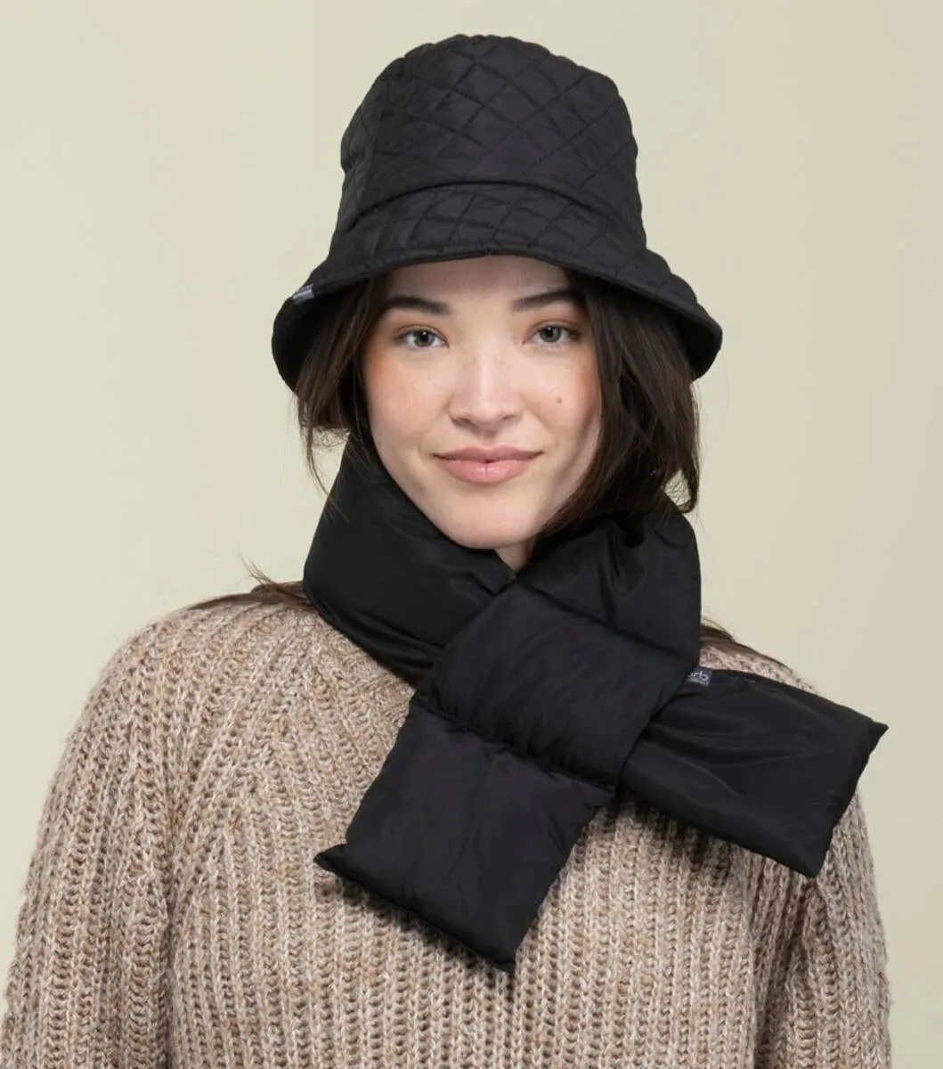 Let it Snow Short Puffer Scarf - Black