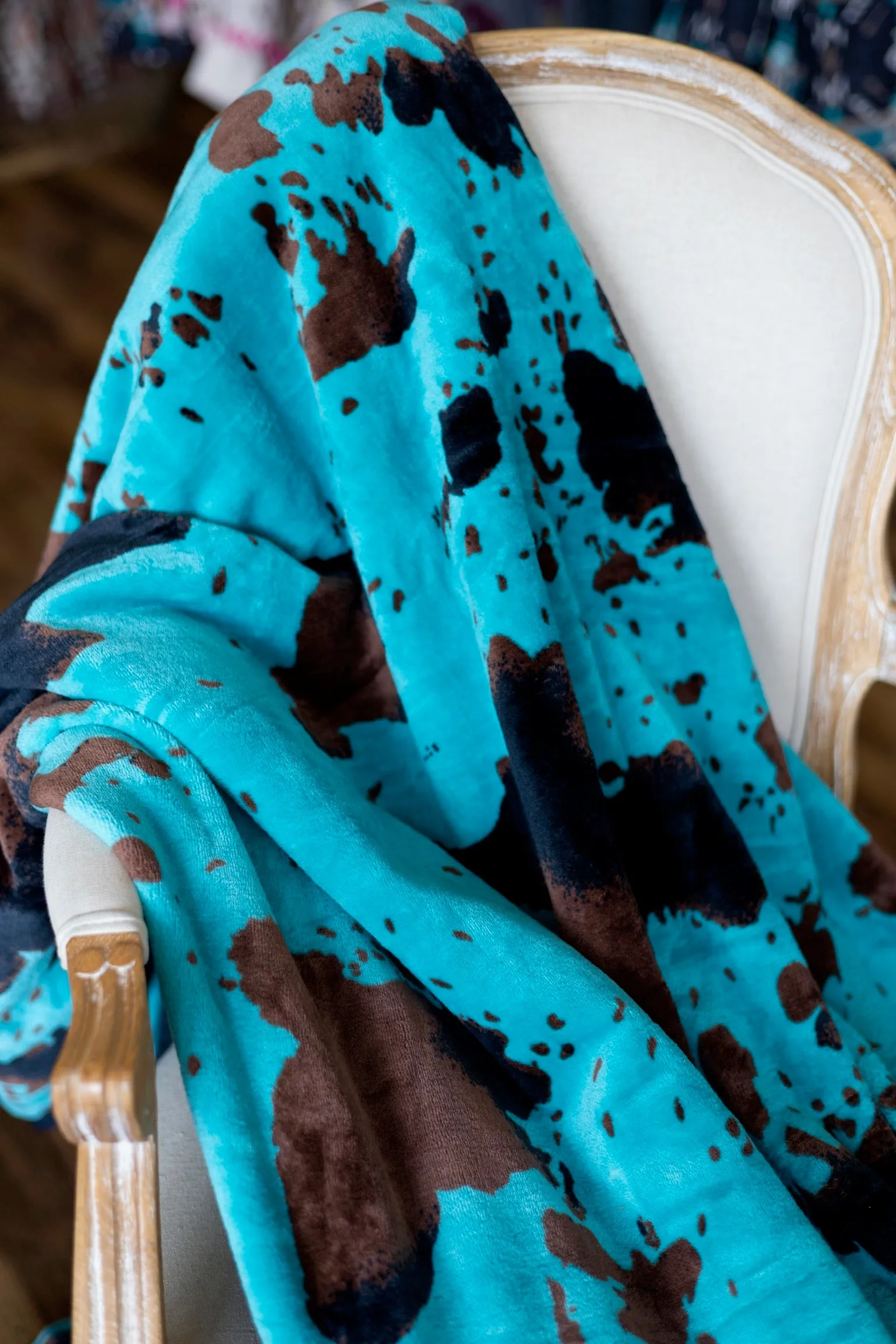Moo Moo Cow Print Super Soft Blanket